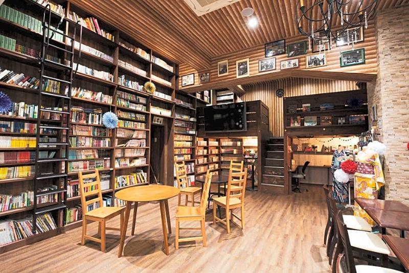 Cafe&Hostel Kimi To Ichigo Ōsaka Exterior foto